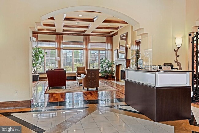 Building Photo - 12921 Centre Park Cir
