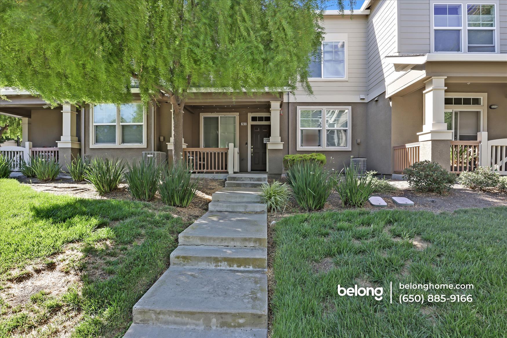 Building Photo - 292 Wildrose Common