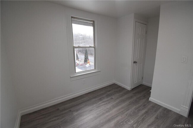 Building Photo - 23 Wawayanda Ave