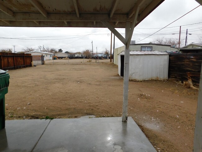 Building Photo - Cozy 2bd 1ba