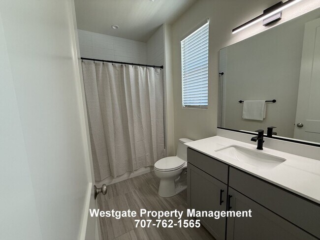 Building Photo - 209 Wellness Wy