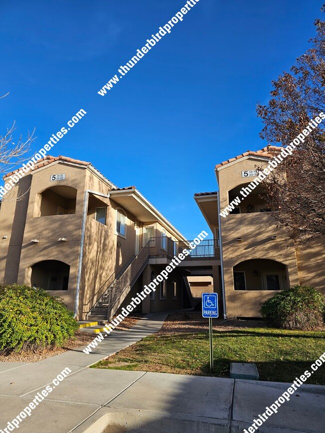 Building Photo - Available soon!!! Nice 2 Bedroom, 2 Bathroom, 1 Car Garage and 1,157 Sq Ft. Condo in Gated Commun...