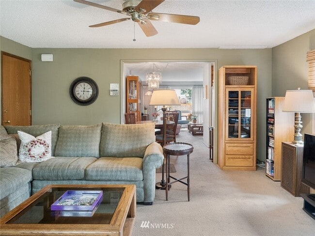 Building Photo - Charming 3-Bedroom Home with Fresh Updates