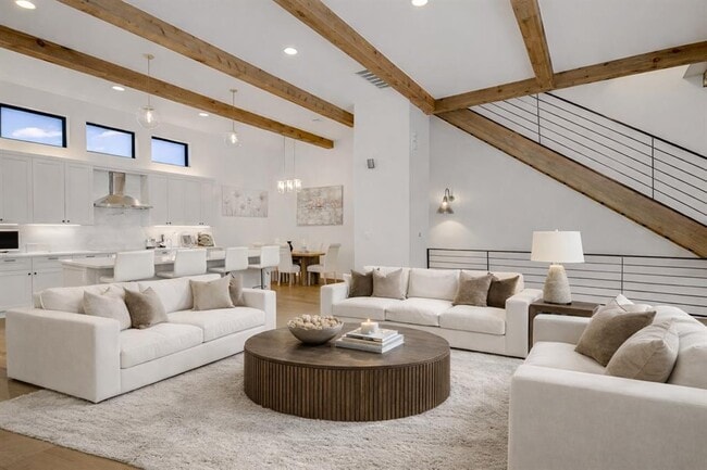 Building Photo - 13322 Galleria Cir