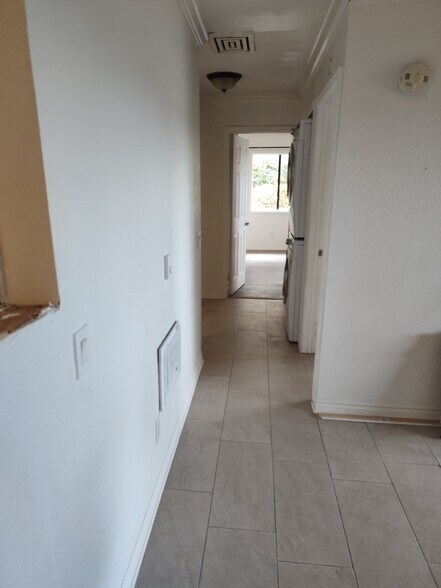 Building Photo - 13343 Rancho Penasquitos Blvd