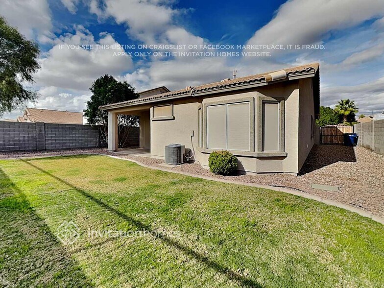 Building Photo - 3677 E Remington Dr