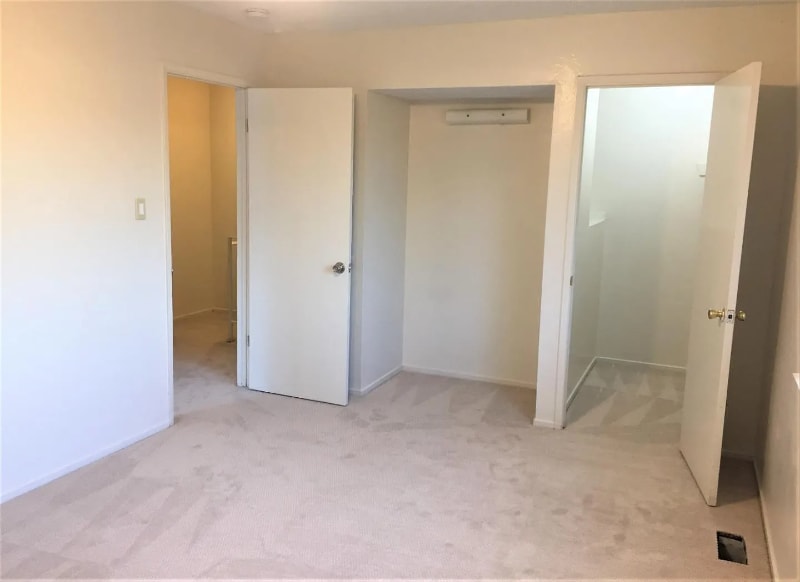 Building Photo - 272 Tradewinds Ct