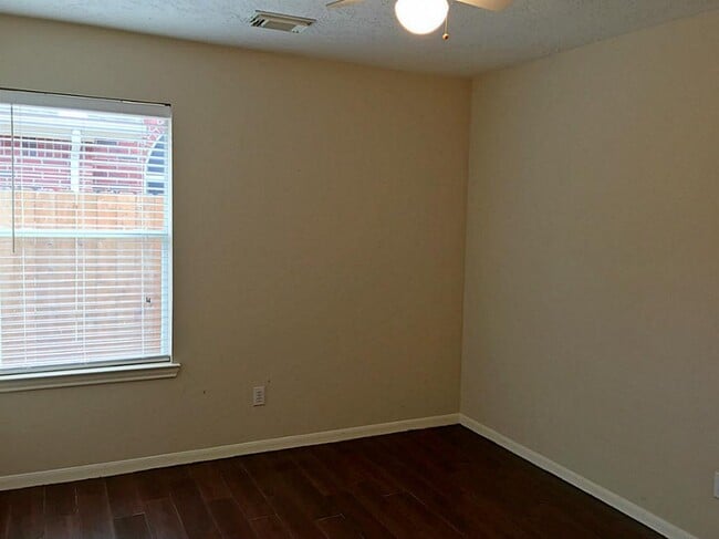 Building Photo - 7411 Orchard Hills Ln