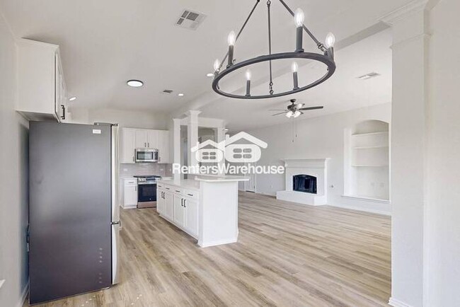 Building Photo - MOVE IN READY - 3BED/2BATH - FORNEY TEXAS