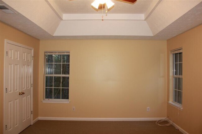 Building Photo - 2672 Crestworth Ln