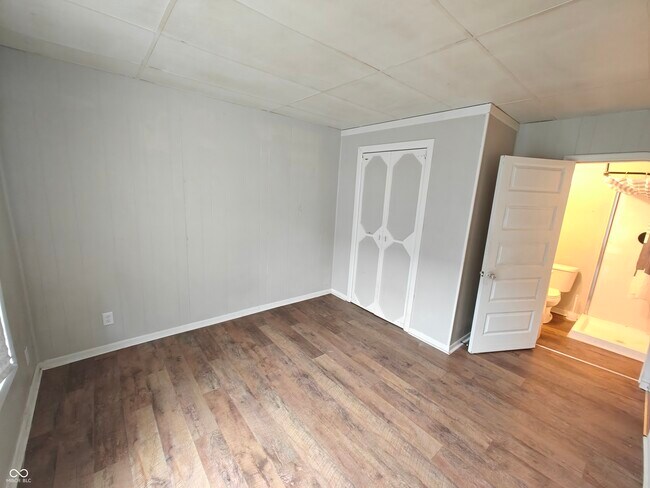 Building Photo - 108 W Pennsylvania St