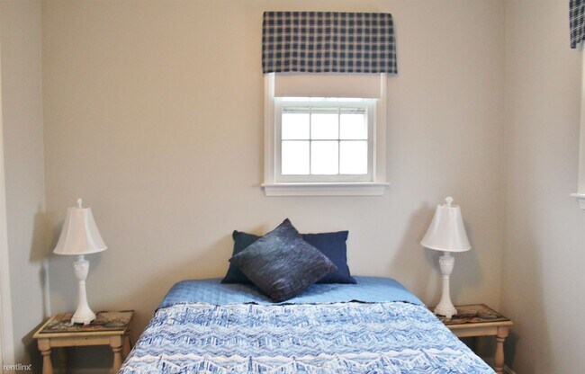 Building Photo - 2 br, 1 bath House - ACADEMIC RENTAL SEPT ...
