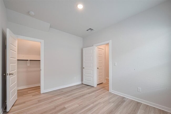 Building Photo - 8438 Sweet Cherry Ln