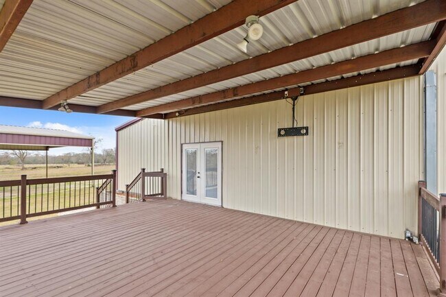 Building Photo - 35408 FM 1488