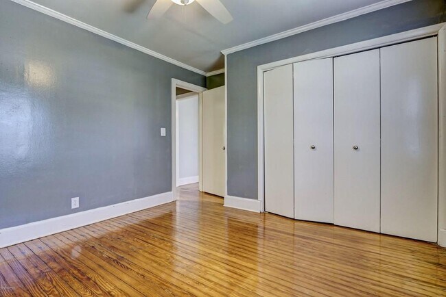 Bedroom - 2702 Chestnut St