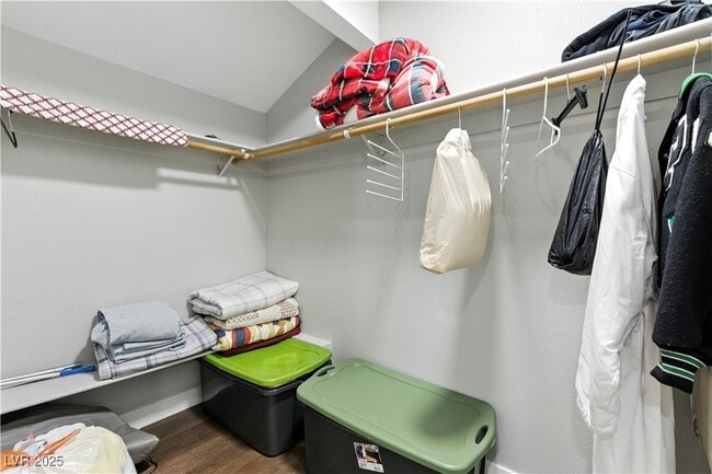 Building Photo - 3280 Dayflower St