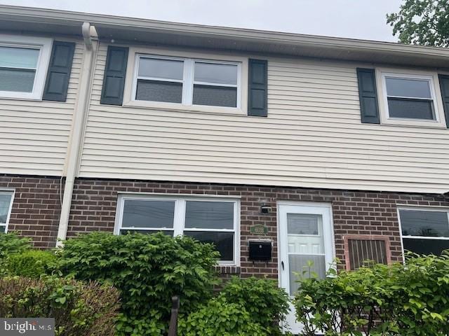 Primary Photo - 603 Edison Ave