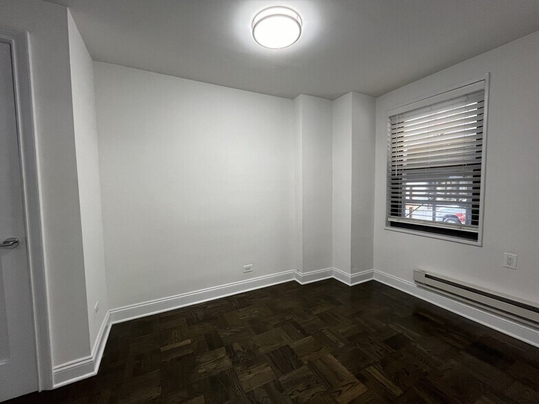 Building Photo - 96 Fifth Avenue