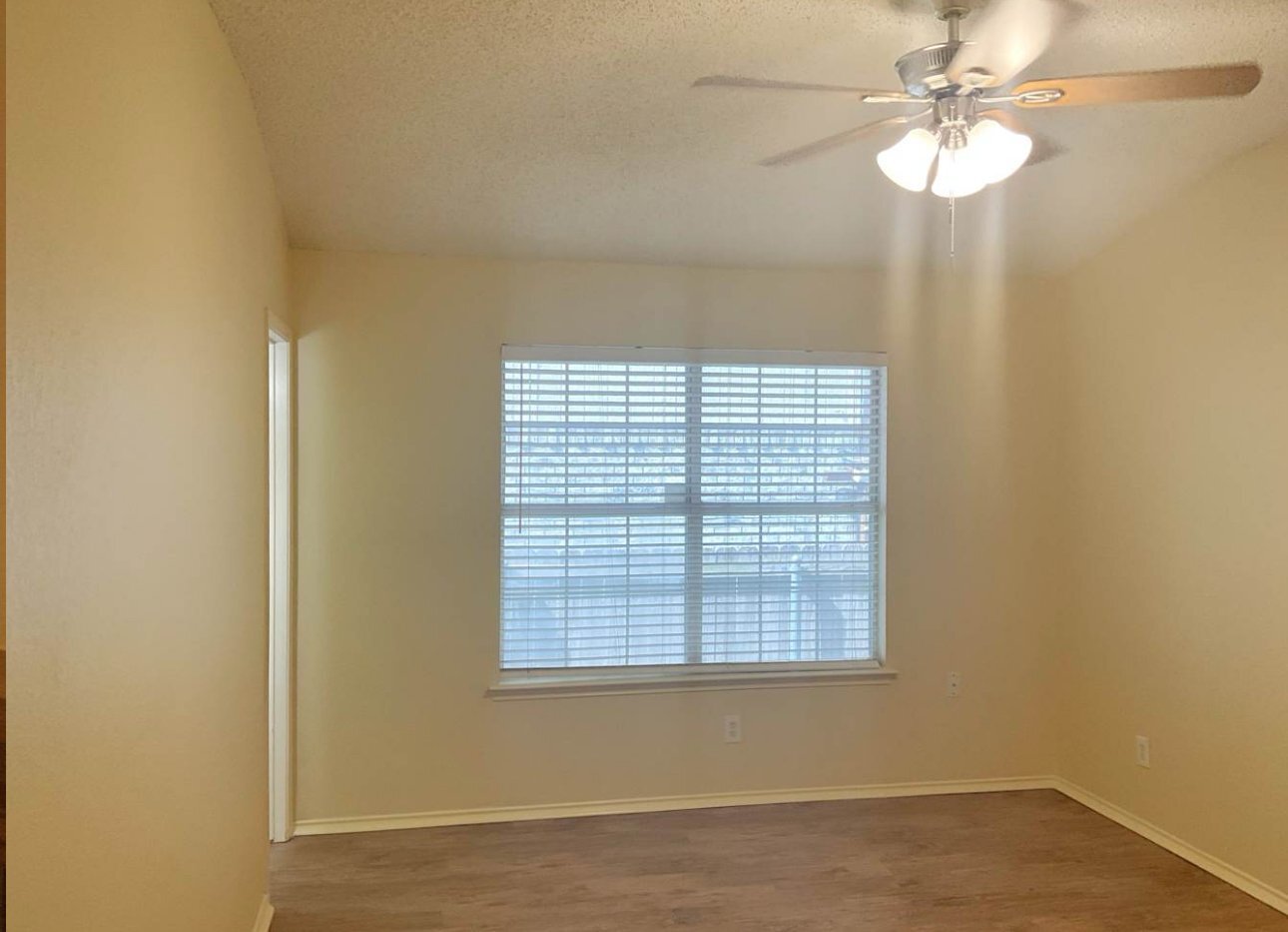 Building Photo - 4327 Allegro Ln