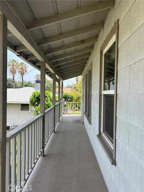 Building Photo - 690 E Cypress Ave