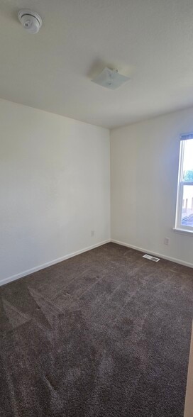 Building Photo - 2821 Mexico Gravel Rd