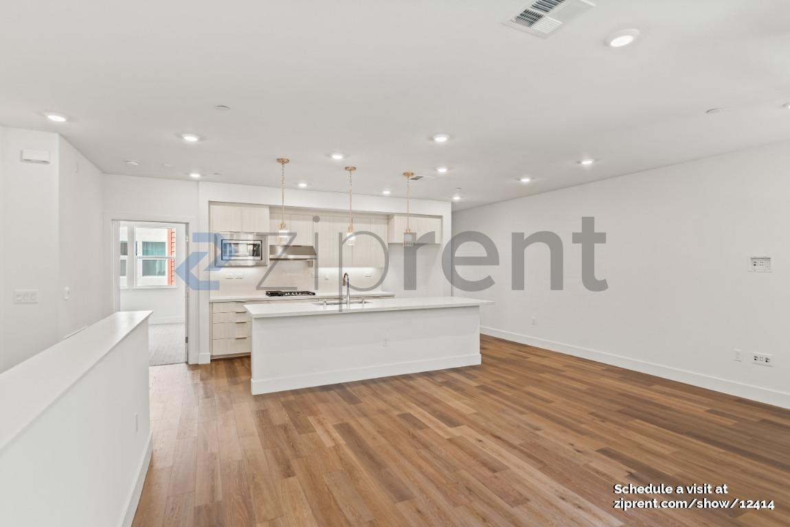 Building Photo - 3028 Lamory Pl