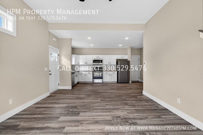 Building Photo - 5139 13th St SW