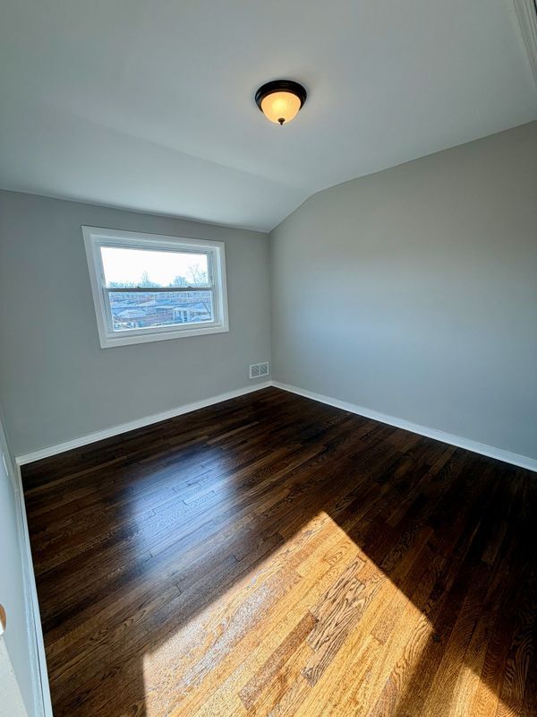 Building Photo - 3413 Wallford Dr