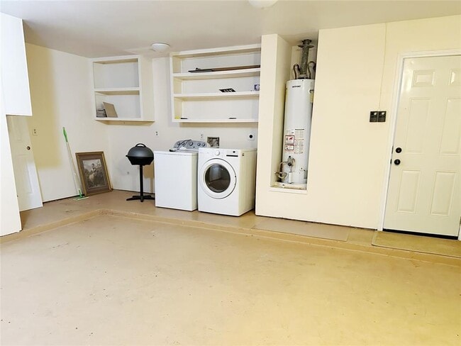 Building Photo - 2531 Orion Dr