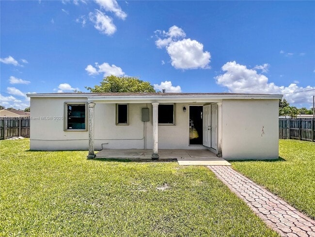 Building Photo - 5245 SW 98th Ct