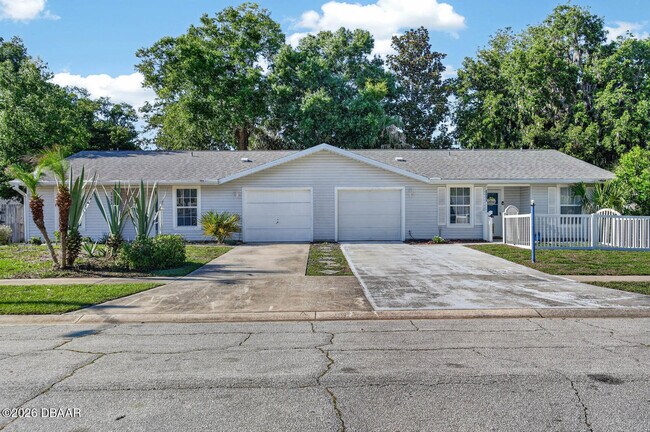 Building Photo - 1133 Squirrel Nest Ln