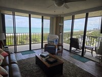 Building Photo - 5047 N Hwy A1A