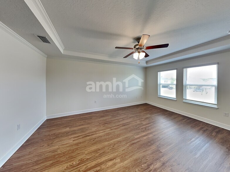Building Photo - 408 Pine Terrace Dr