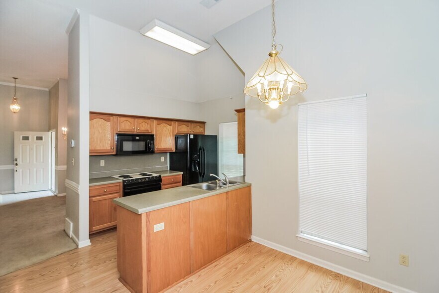 Building Photo - 2382 Bethany Dr