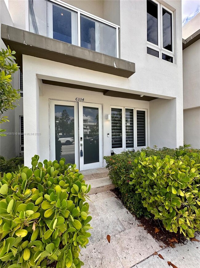 Building Photo - 6334 NW 104th Path