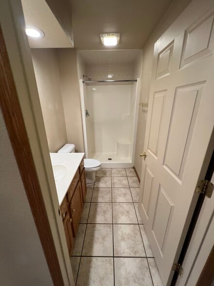2nd Bathroom - 220 Helen St