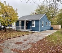 Building Photo - Charming 2-Bedroom Home with Stylish Upgra...