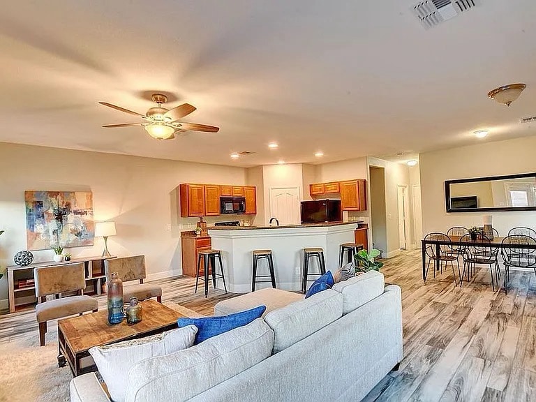 Building Photo - 6661 Lookout Lodge Ln