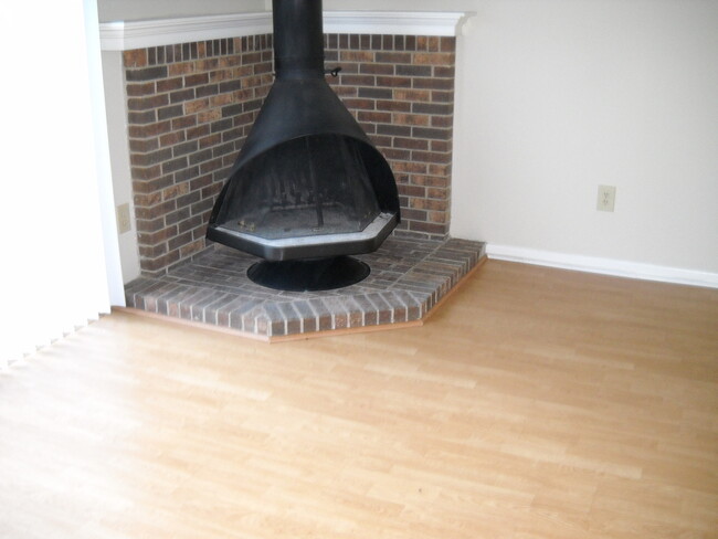 Building Photo - Loft at Townes at Edwards Mill in Taylors ...
