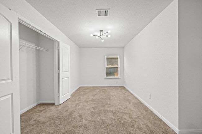 Building Photo - 20742 Nala Bear Dr