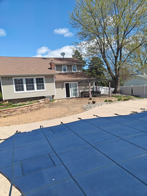 Building Photo - 27 Monticello Dr
