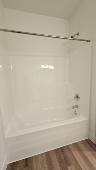 Building Photo - 13687 S Hanley Ln