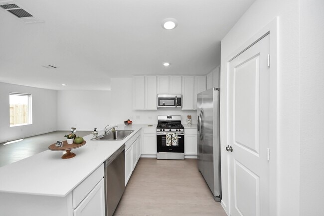 Building Photo - 3012 Majestic Sunrise Dr