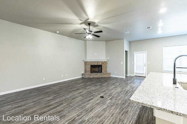Building Photo - 4 br, 2 bath House - 7528 98th Place