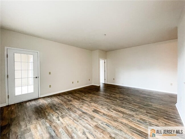 Building Photo - 105 Regency Pl