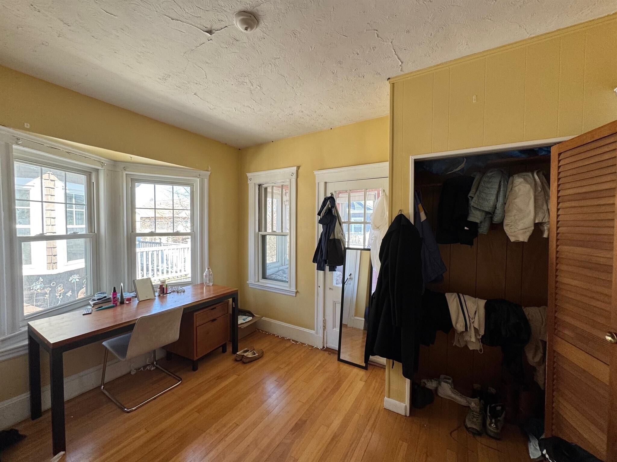 Building Photo - 20 Benton Rd