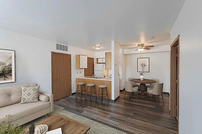 Dining Area - Garden Glen