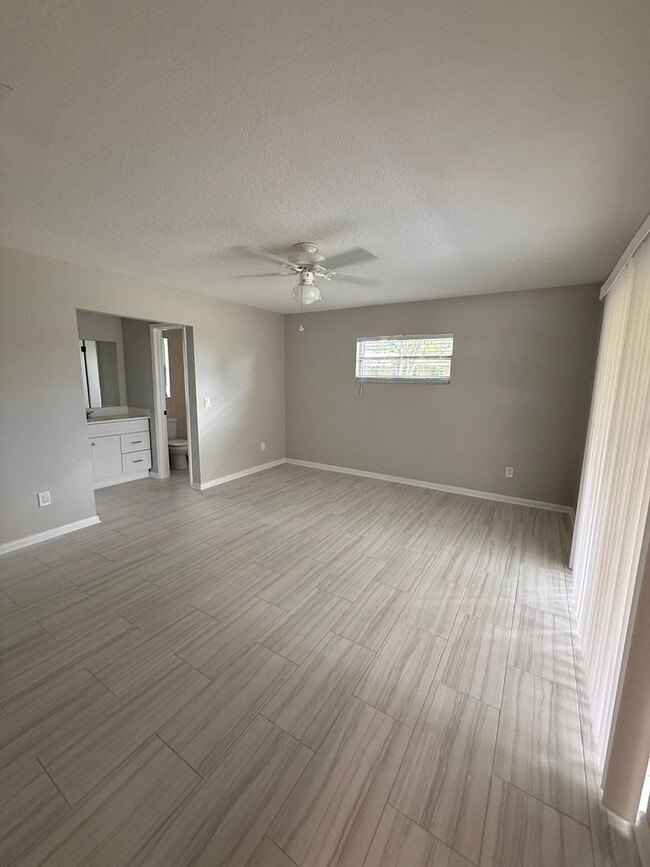 Building Photo - Remodeled Home in Longwood
