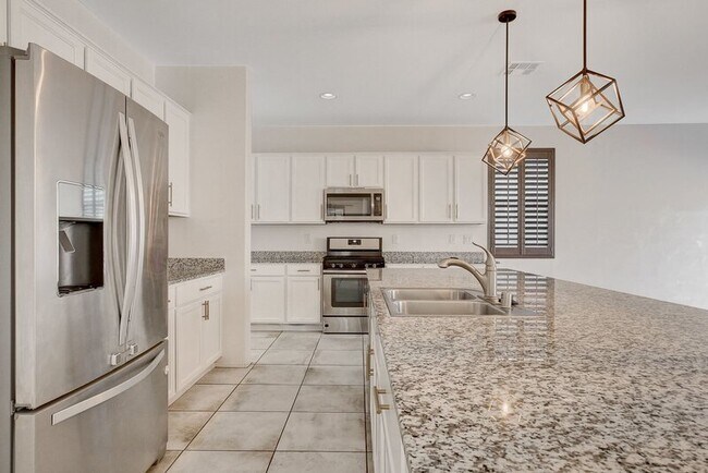 Building Photo - 5128 Granite Basin St