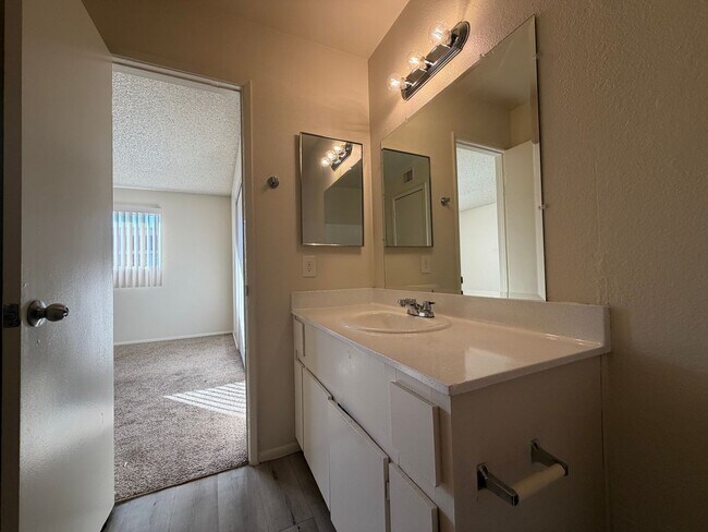 Building Photo - 3351 W Harmont Dr